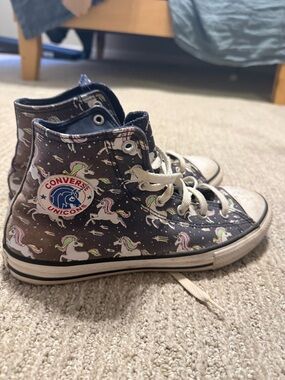 Converse Black High-Top Sneakers with Pink & Green Unicorns women’s sz 8
